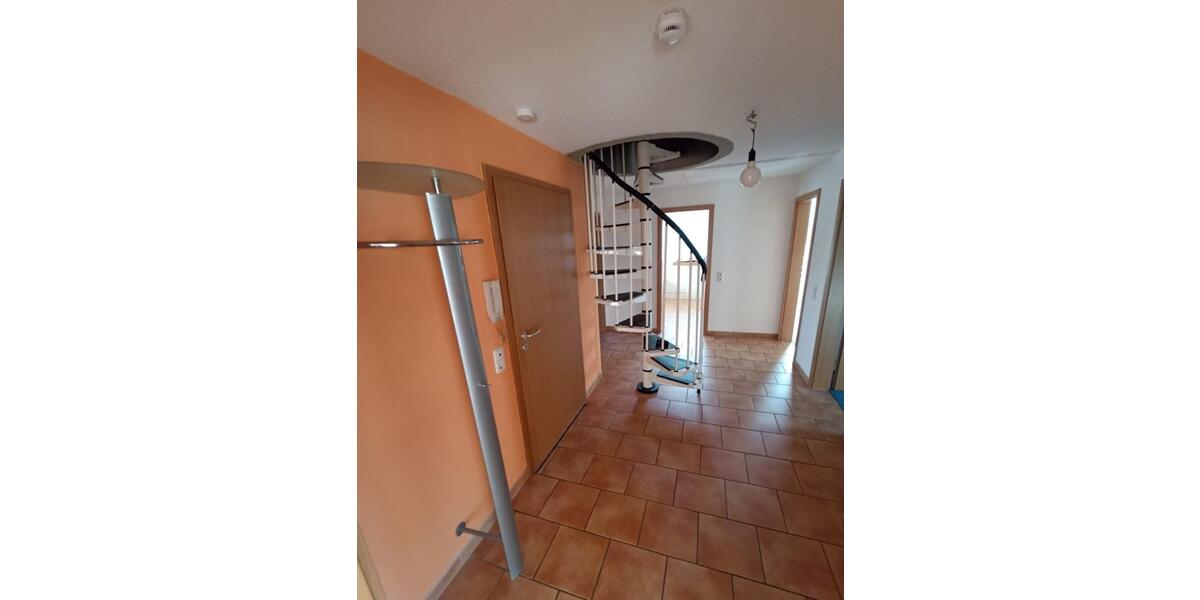 Dachgeschoßwohnung Seesen - 4 Zimmer, 850&euro; | Angebot:22374892