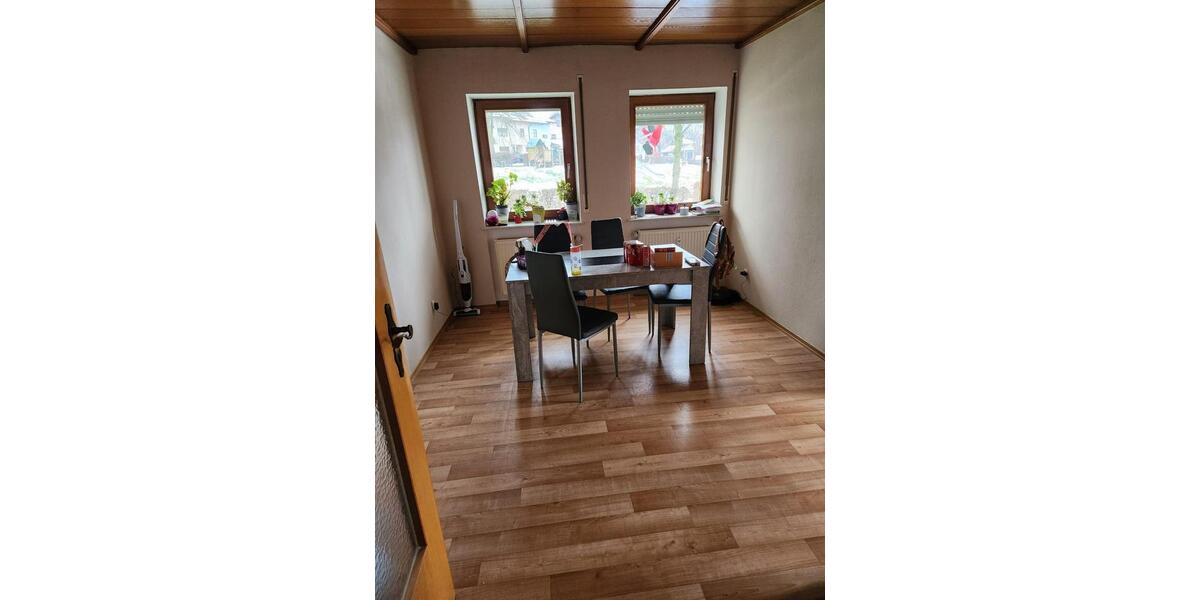 Erdgeschoßwohnung Schöllnach - 2 Zimmer, 40 m&sup2;, 420&euro; | Angebot:25408053