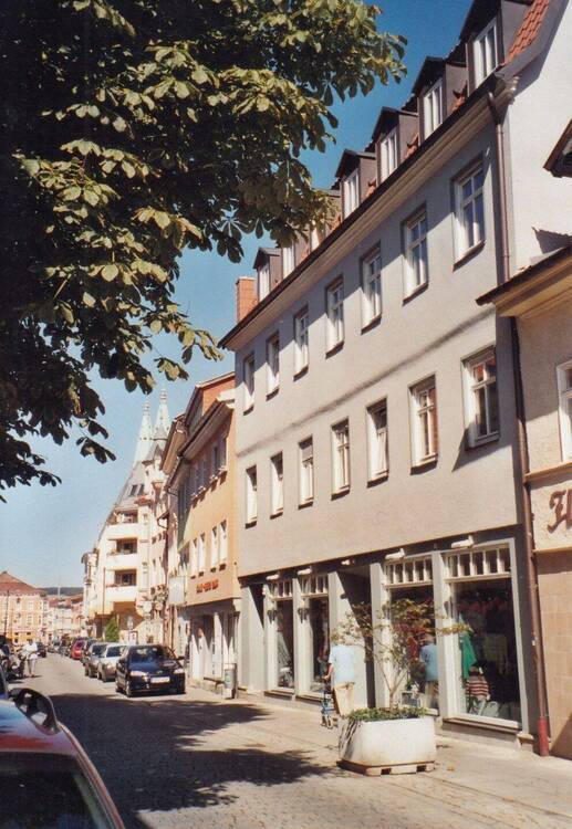 Geräumige 2-R-Wohnung m. Balkon im Zentrum von Meiningen