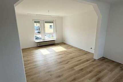 Haus Limburgerhof - 4 Zimmer, 120 m&sup2;, 1.300&euro; | Angebot:27031590