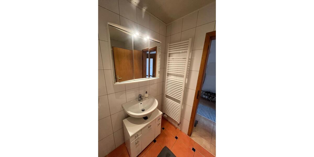 Dachgeschoßwohnung Hamm - 3 Zimmer, 75 m&sup2;, 680&euro; | Angebot:26051277