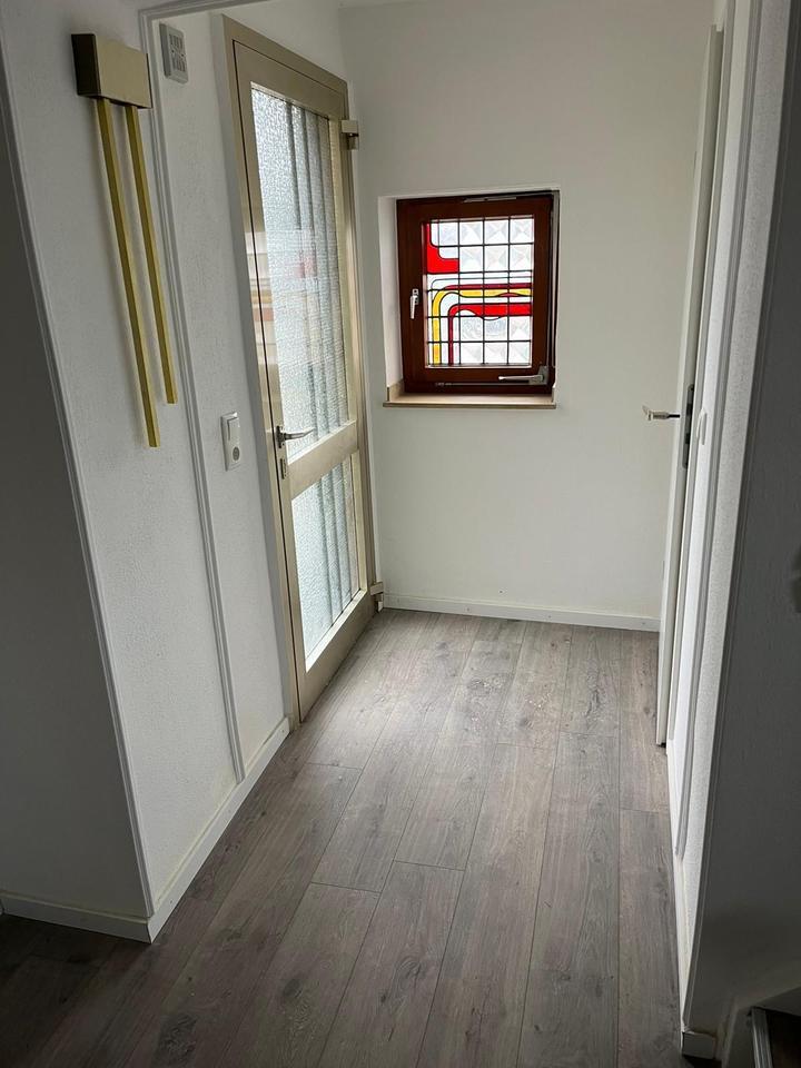Schönes kleines Haus mit Gartennutzung in Gey