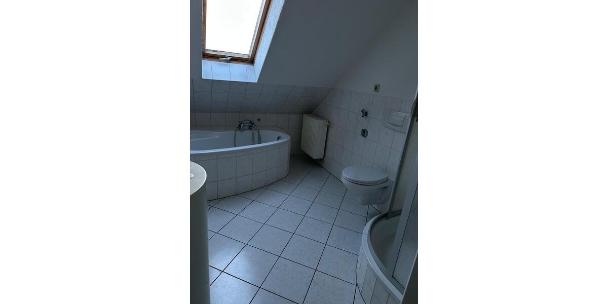 Dachgeschoßwohnung Großschönau - 2 Zimmer, 40 m&sup2;, 260&euro; | Angebot:26101203