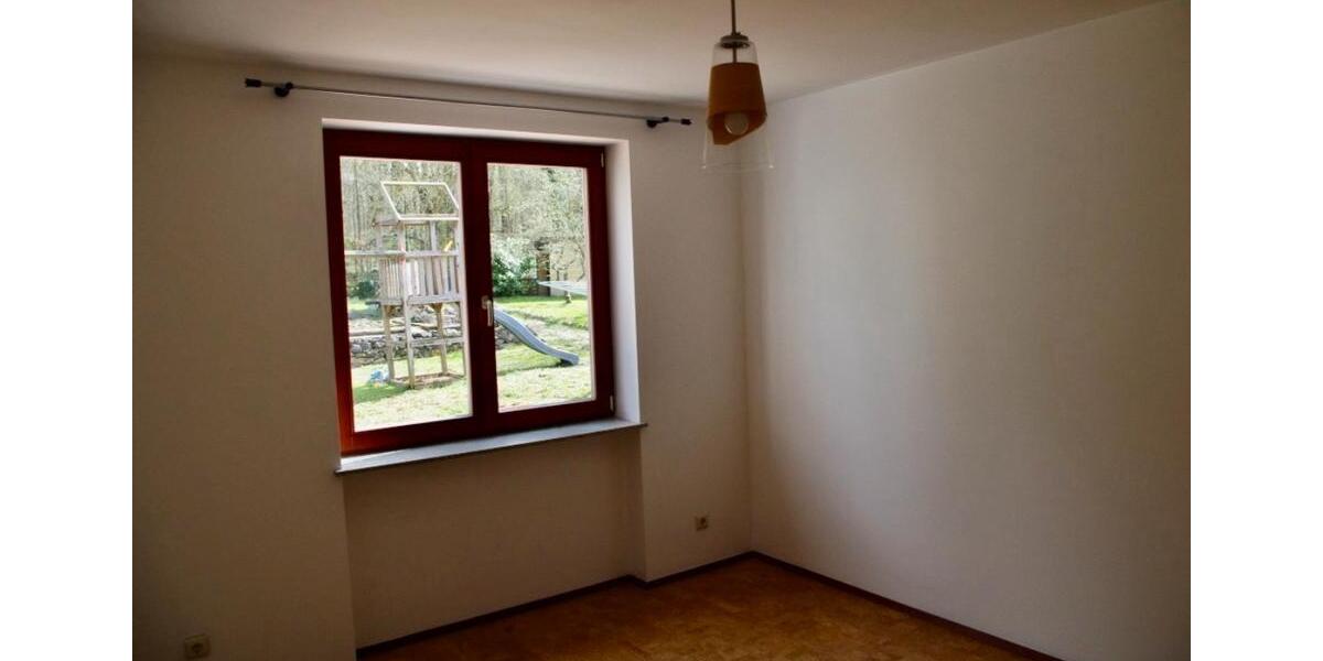 Erdgeschoßwohnung Perl - 5 Zimmer, 120 m&sup2;, 1.400&euro; | Angebot:24841907