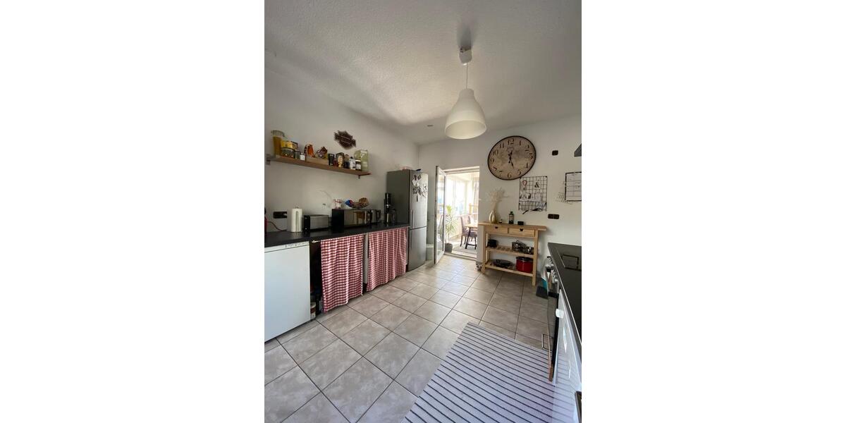 Erdgeschoßwohnung Siegen - 3 Zimmer, 85 m&sup2;, 892&euro; | Angebot:25891434