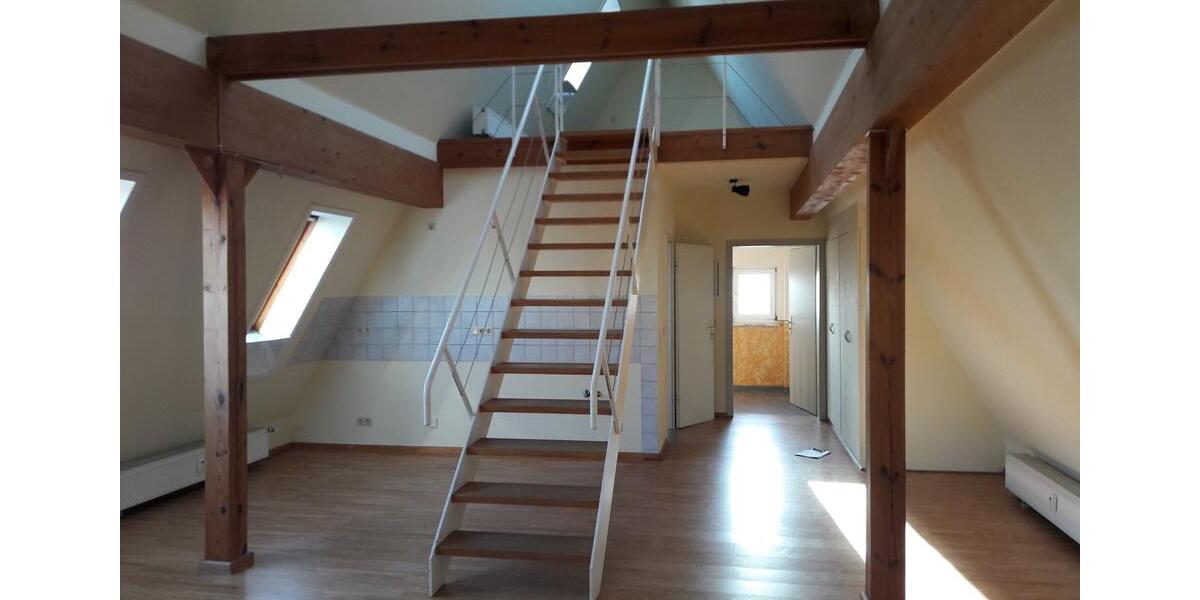 Dachgeschoßwohnung Dessau-Roßlau Roßlau - 1 Zimmer, 55 m&sup2;, 380&euro; | Angebot:24703083