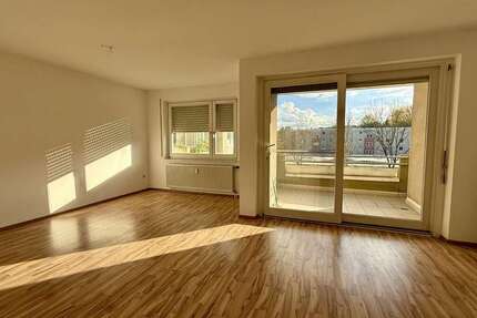 Wohnung zum Mieten in Braunschweig 650 € 81 m² 3 zimmer