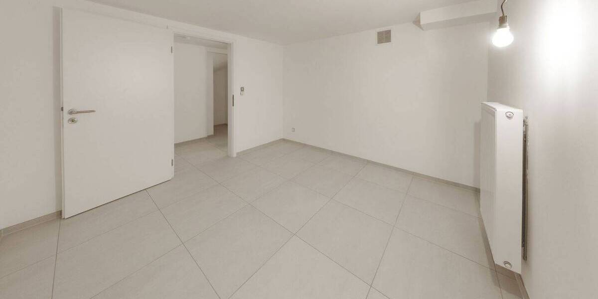 Reihenmittelhaus Burgdorf - 4 Zimmer, 145 m&sup2;, 2.100&euro; | Angebot:26438784