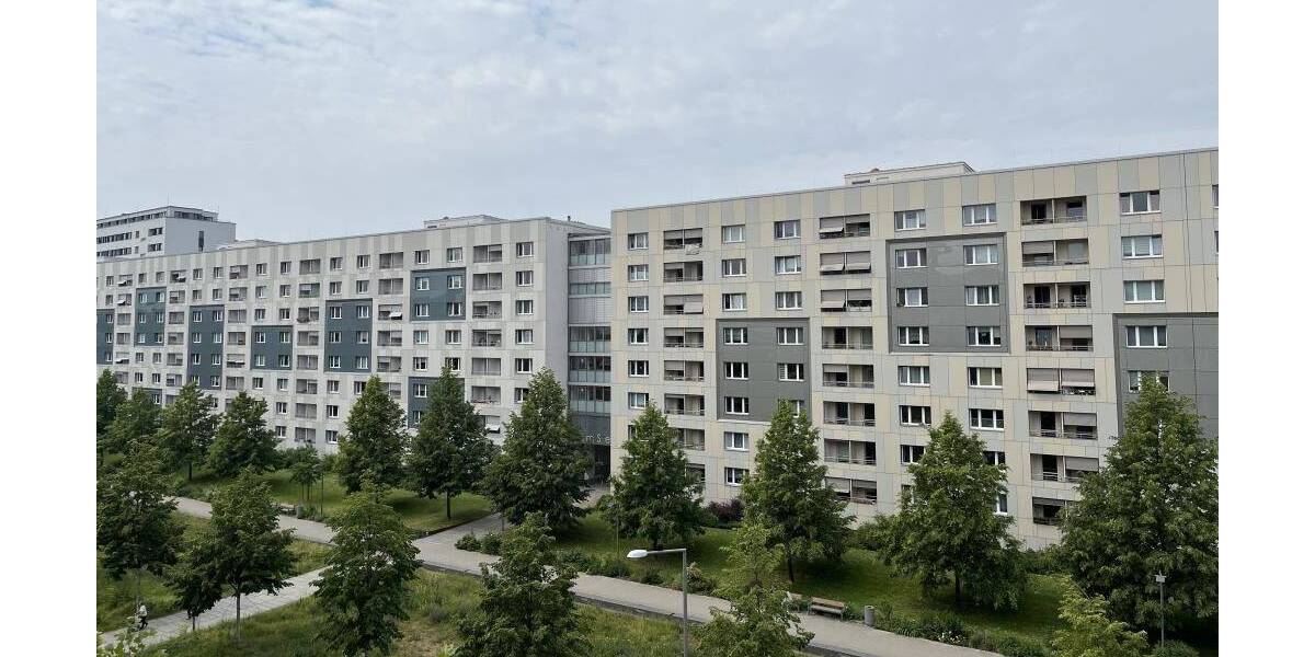 Etagenwohnung Dresden Innere Altstadt - 3 Zimmer, 101 m&sup2;, 1.325&euro; | Angebot:26835564