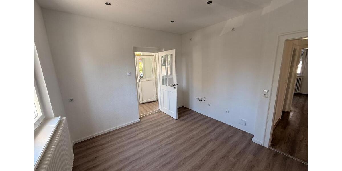 Erdgeschoßwohnung Lahr (Schwarzwald) - 3 Zimmer, 80 m&sup2;, 1.000&euro; | Angebot:26356558