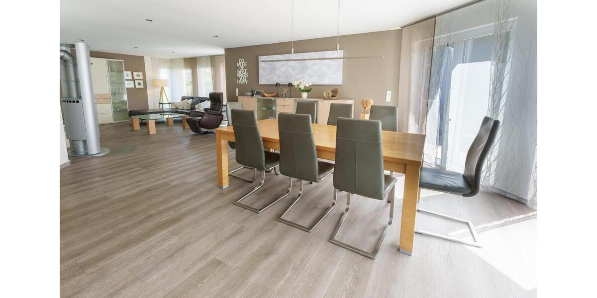 Einfamilienhaus Bad Friedrichshall - 6 Zimmer, 240 m&sup2;, 2.650&euro; | Angebot:25832076