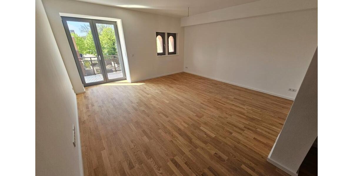Etagenwohnung Magdeburg Neue Neustadt - 2 Zimmer, 75 m&sup2;, 716&euro; | Angebot:26662544