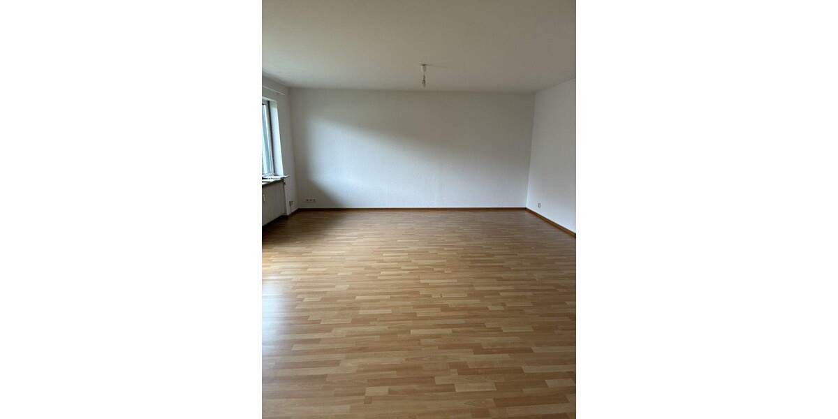 Etagenwohnung Saarbrücken / Schafbrücke Schafbrücke - 3 Zimmer, 102 m&sup2;, 850&euro; | Angebot:24989417