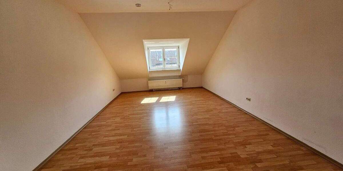Etagenwohnung Unterneukirchen - 2 Zimmer, 68 m&sup2;, 520&euro; | Angebot:25927051