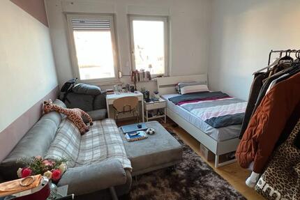 Helles, voll möbliertes Zimmer (17 m²) in Nürnberg 6 zimmer