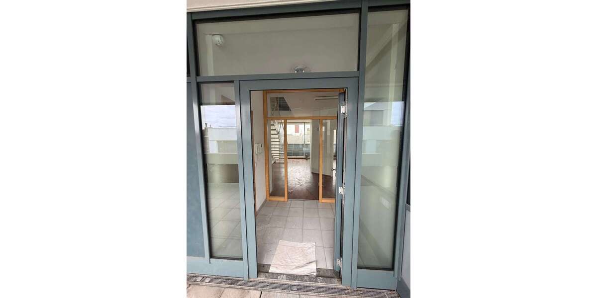 Etagenwohnung Krefeld Krefeld-Mitte - 3 Zimmer, 100 m&sup2;, 748&euro; | Angebot:27278020