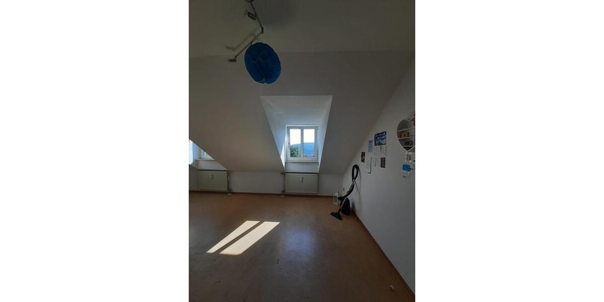 Dachgeschoßwohnung Wanfried - 2 Zimmer, 52 m&sup2;, 330&euro; | Angebot:26562896