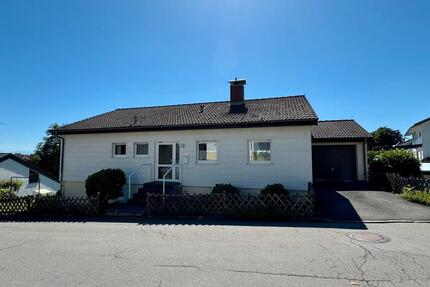 Große 4-Zimmer-Wohnung mit Garage 4 zimmer