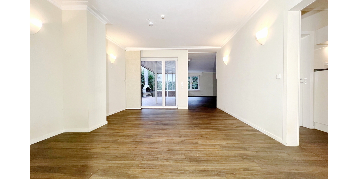 Einfamilienhaus mit 8 Zimmern und traumhaftem Garten zur Miete - Einfamilienhaus Wiemersdorf | Angebot:26058055