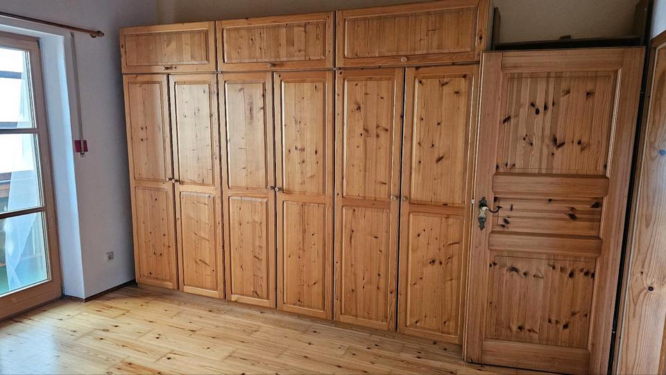 Dachgeschoßwohnung Tuntenhausen - 3 Zimmer, 86 m&sup2;, 1.200&euro; | Angebot:25568301