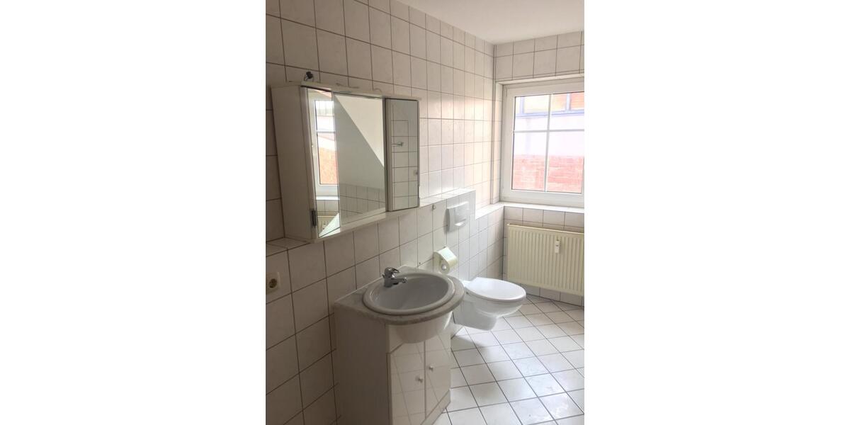 Dachgeschoßwohnung Obernburg am Main - 3 Zimmer, 86 m&sup2;, 860&euro; | Angebot:24612038