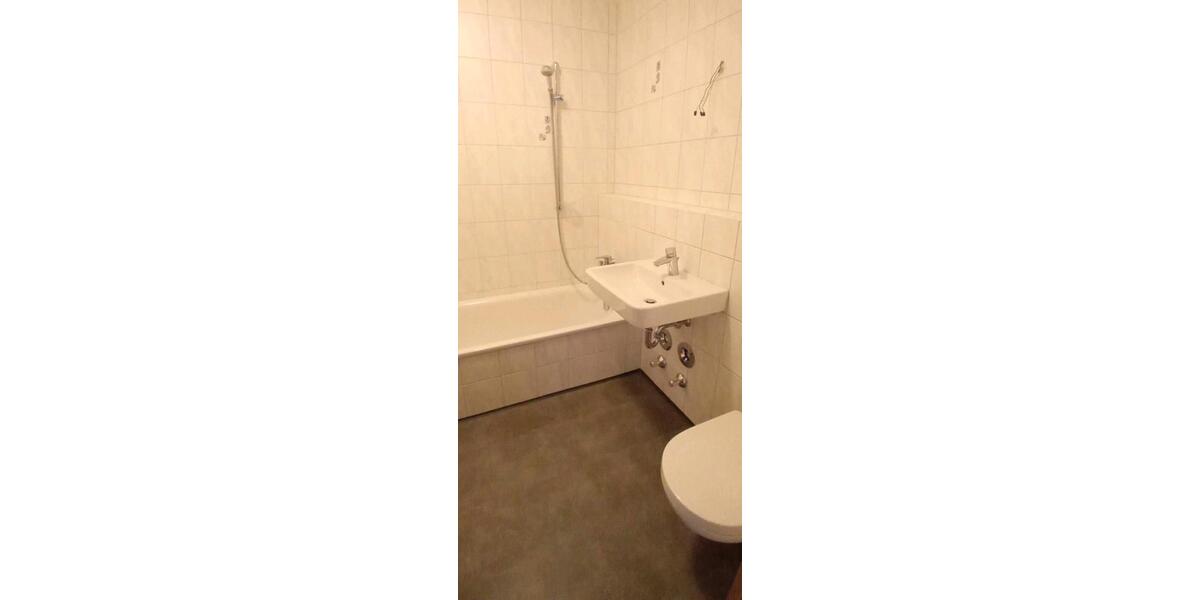 Etagenwohnung Selb - 1 Zimmer, 37 m&sup2;, 330&euro; | Angebot:26677234