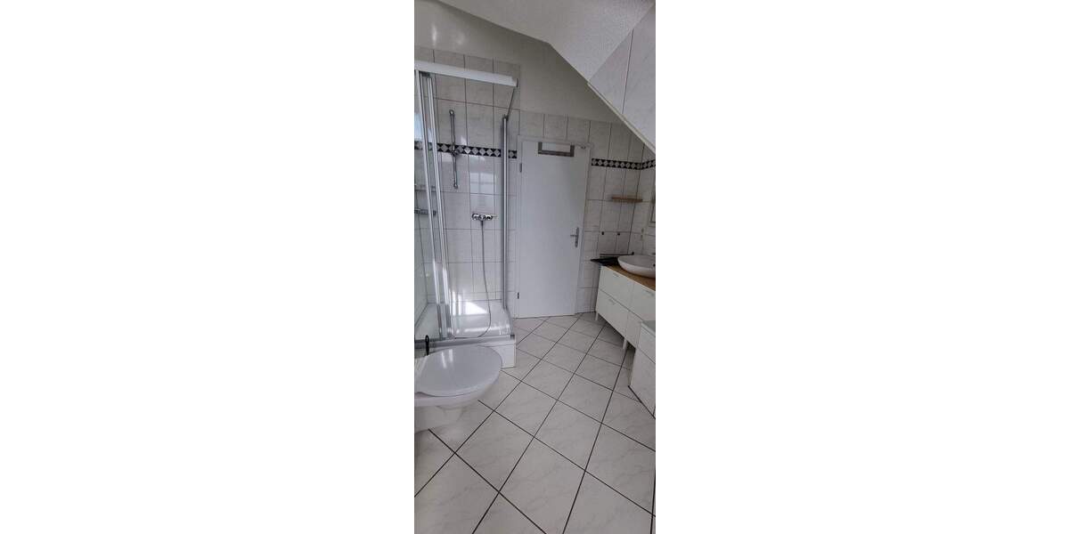 Etagenwohnung Wiehl Bielstein - 2 Zimmer, 90 m&sup2;, 699&euro; | Angebot:25729422