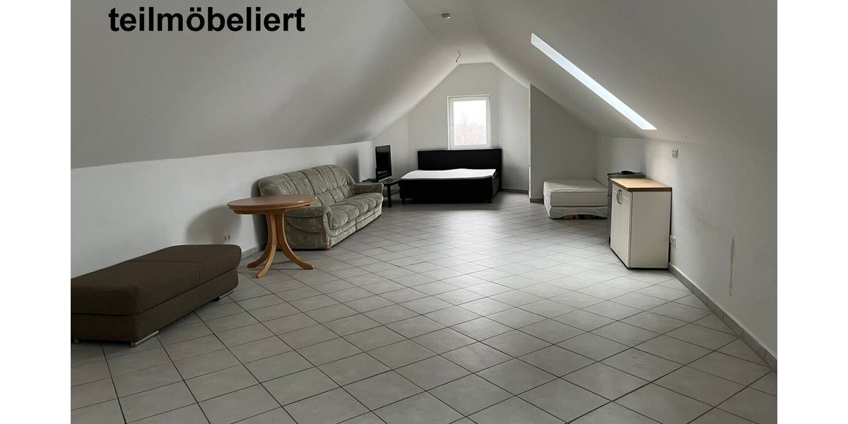 Geräumige Dachgeschoss-Wohung WFL 70 m² Komb. K-E-Wohnzimmer Küchenzeile integriert Fußbodenheizung zu vermieten. - Dachgeschoßwohnung Neunburg vorm Wald | Angebot:24298939