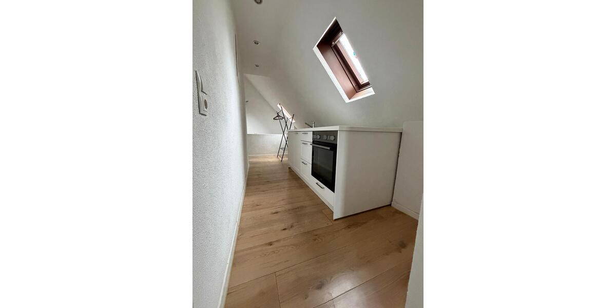 Dachgeschoßwohnung Weil der Stadt - 1 Zimmer, 35 m&sup2;, 700&euro; | Angebot:25576462