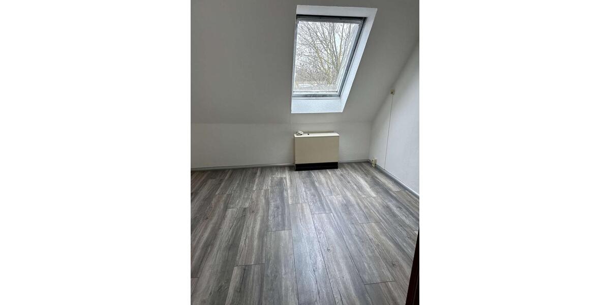 Dachgeschoßwohnung Selke-Aue Aue - 3 Zimmer, 62 m&sup2;, 329&euro; | Angebot:24402444
