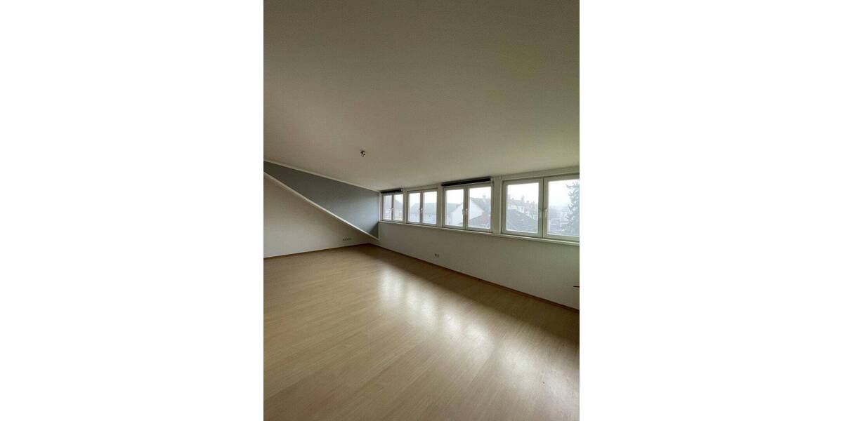 Etagenwohnung Neustadt an der Weinstraße Haardt - 3 Zimmer, 104 m&sup2;, 988&euro; | Angebot:26840387