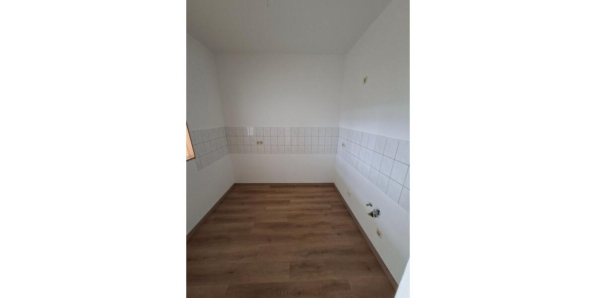 Etagenwohnung Hohenstein-Ernstthal Ernstthal - 1 Zimmer, 38 m&sup2;, 340&euro; | Angebot:24522423
