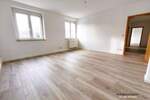 Etagenwohnung Bitterfeld Wolfen - 2 Zimmer, 65 m&sup2;, 455&euro; | Angebot:25704656