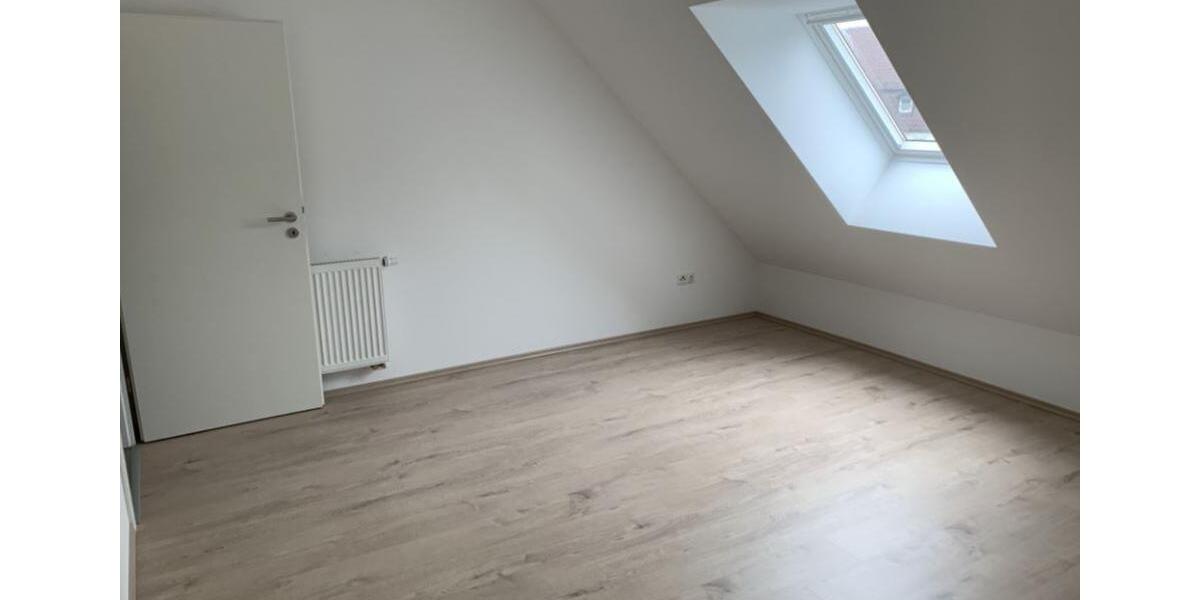 Etagenwohnung Winzer - 4 Zimmer, 98 m&sup2;, 650&euro; | Angebot:24660494