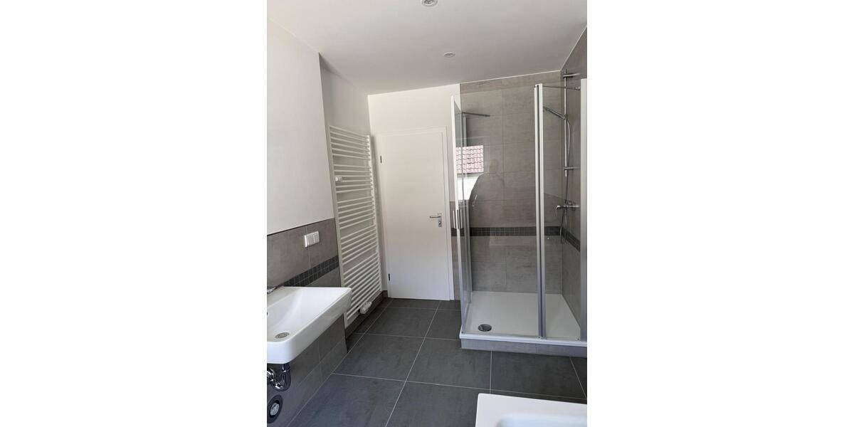 Dachgeschoßwohnung Mittenwalde - 2.5 Zimmer, 77 m&sup2;, 1.043&euro; | Angebot:26454066