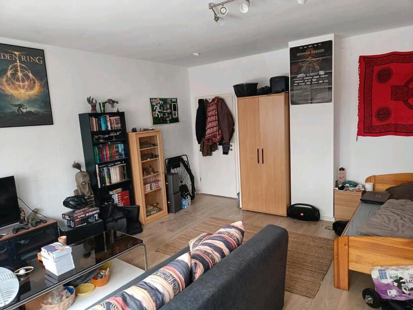 Großes WG Zimmer Stuttgart Olgastraße zimmer