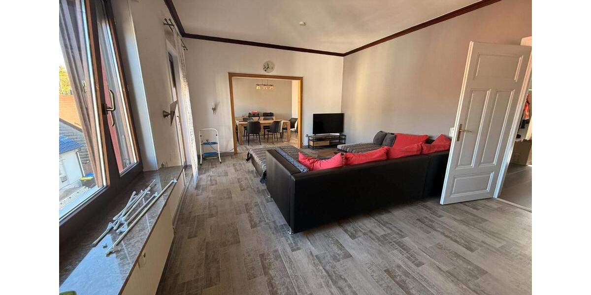 Etagenwohnung Sulzbach (Saar) - 4 Zimmer, 131 m&sup2;, 950&euro; | Angebot:26231085