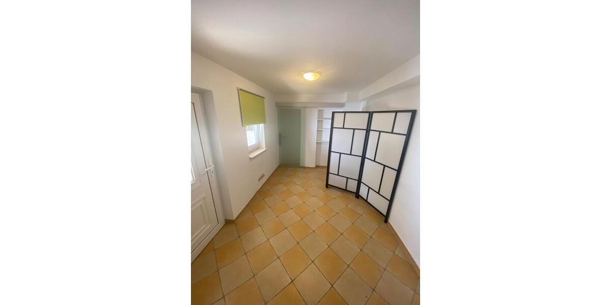 Wohnen auf Zeit Karben - 11 Zimmer, 60 m&sup2;, 460&euro; | Angebot:26438446