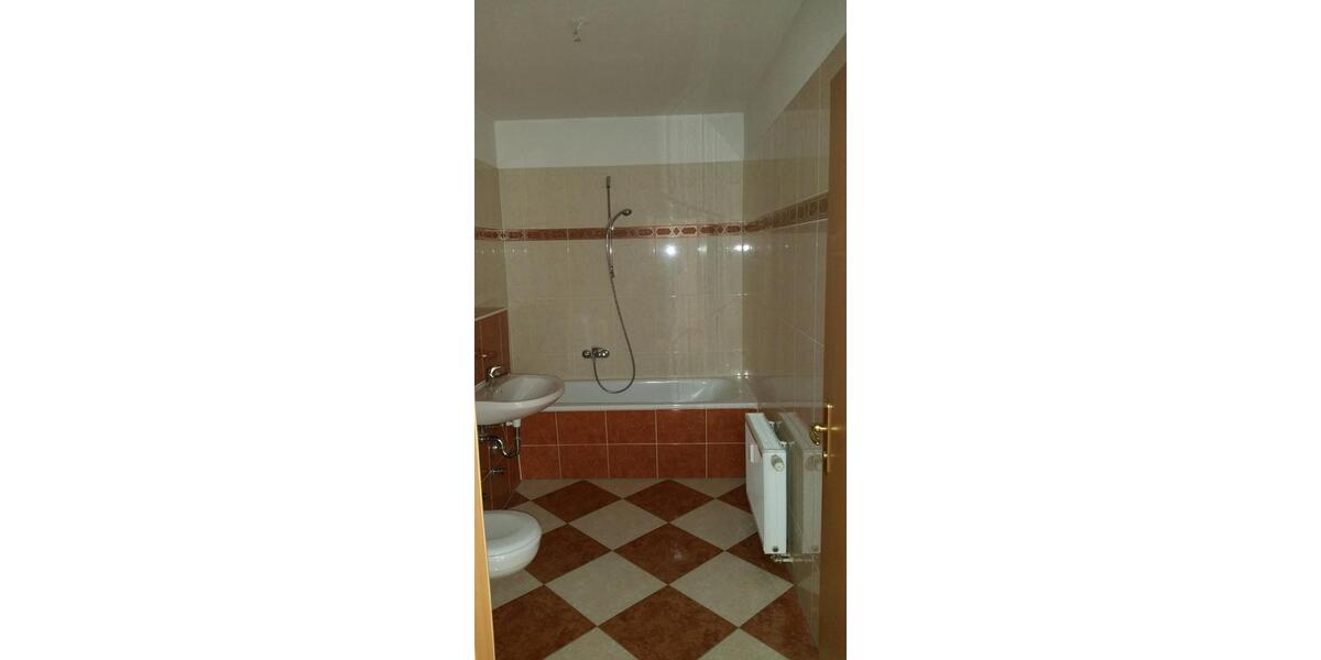 Dachgeschoßwohnung Döbeln - 2 Zimmer, 55 m&sup2;, 350&euro; | Angebot:26263487