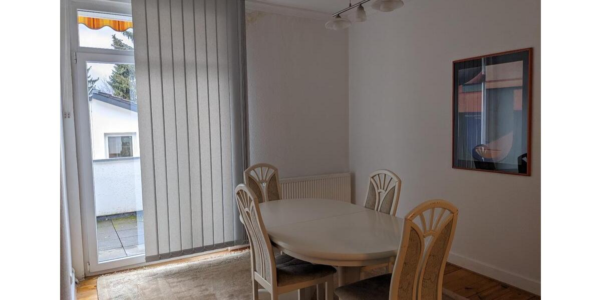 Etagenwohnung Bonn Bad Godesberg - 2 Zimmer, 75 m&sup2;, 1.350&euro; | Angebot:25349073