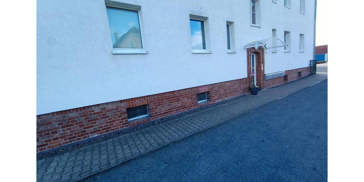 Dachgeschoßwohnung Neukieritzsch - 3 Zimmer, 71 m&sup2;, 600&euro; | Angebot:25986541