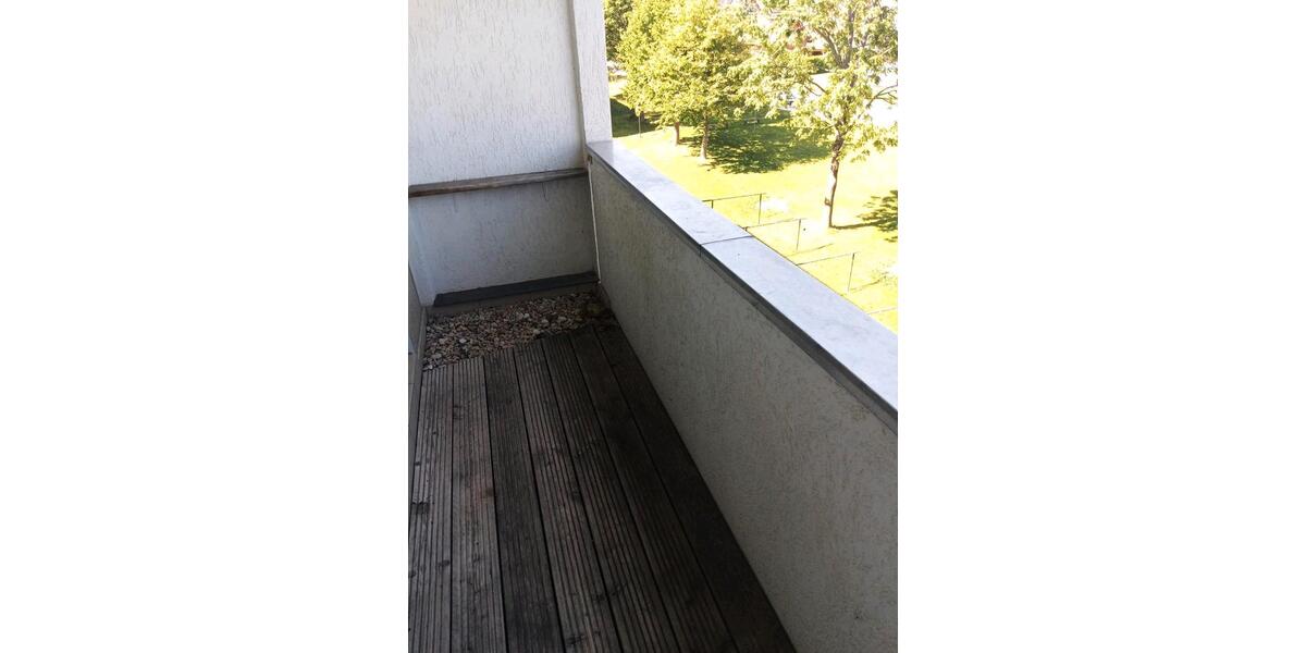 Etagenwohnung Kirchberg - 3 Zimmer, 65 m&sup2;, 600&euro; | Angebot:24417673