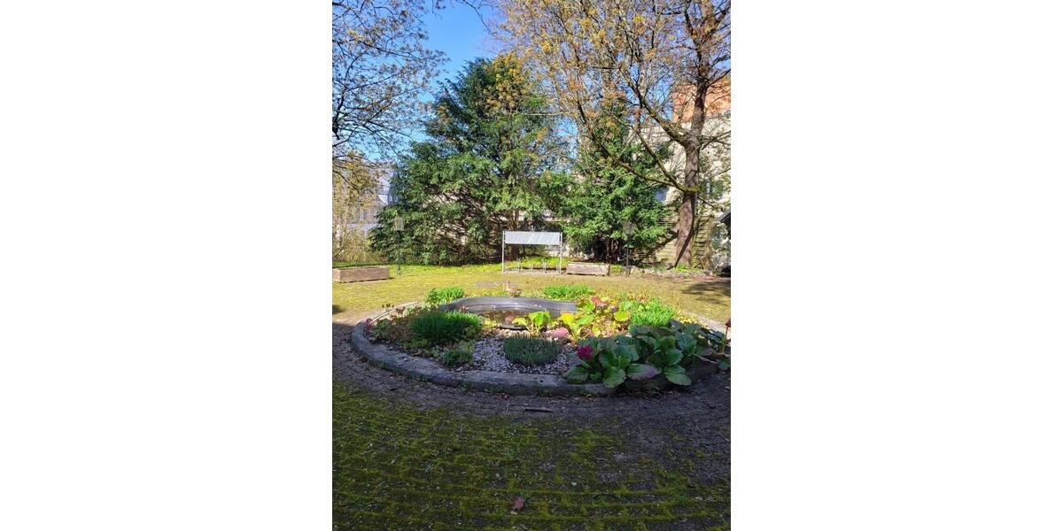 Etagenwohnung Limbach-Oberfrohna Oberfrohna - 2 Zimmer, 76 m&sup2;, 500&euro; | Angebot:26385618