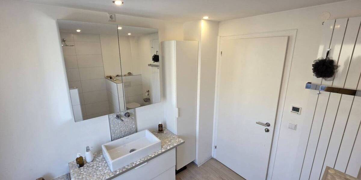 Doppelhaushälfte Kandern - 6 Zimmer, 157 m&sup2;, 2.050&euro; | Angebot:26819746