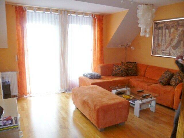 Etagenwohnung Roth - 3 Zimmer, 71 m&sup2;, 675&euro; | Angebot:26820804