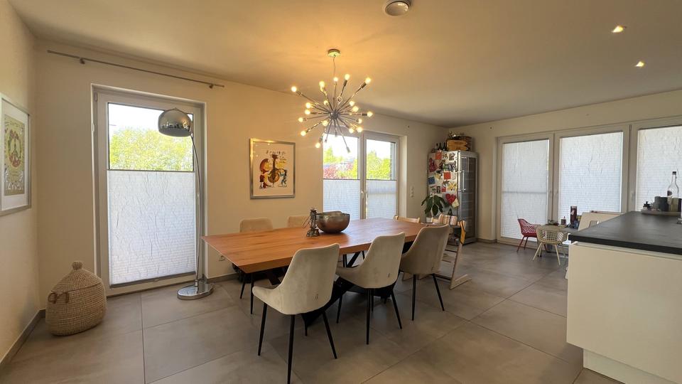Einfamilienhaus Rhede (Ems) - 5 Zimmer, 140 m&sup2;, 1.800&euro; | Angebot:26492128