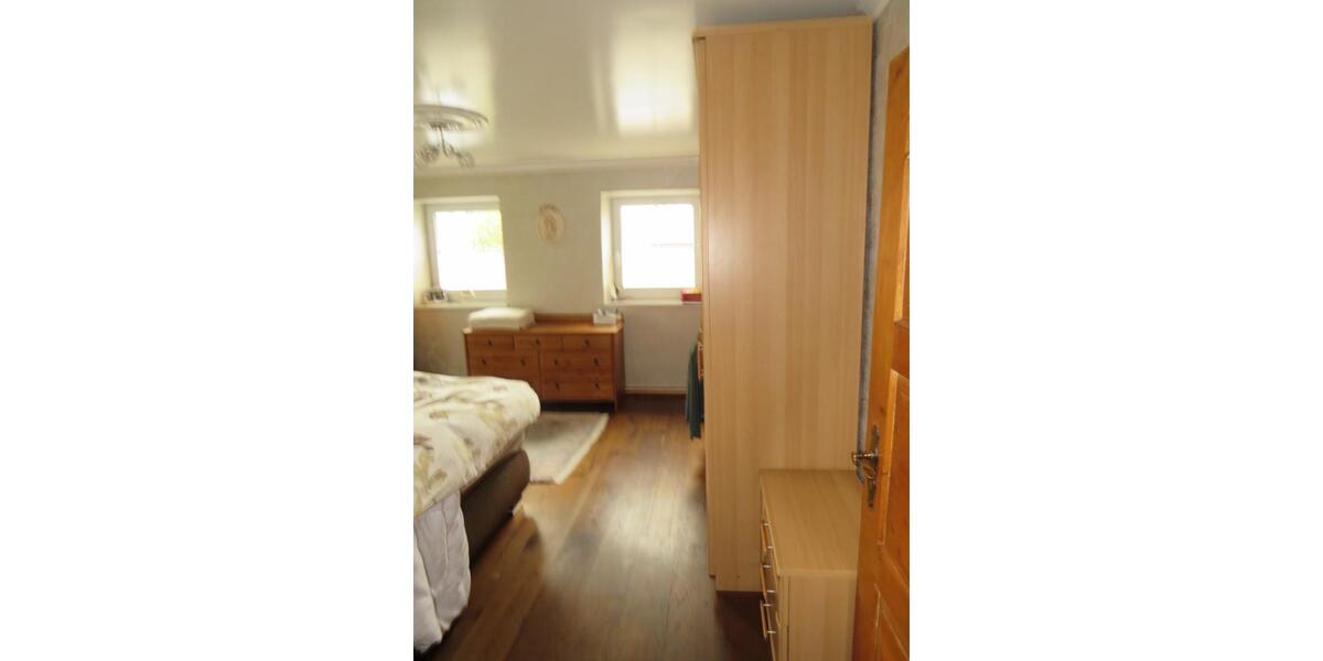 Maisonettenwohnung Markt Rettenbach - 7 Zimmer, 200 m&sup2;, 1.800&euro; | Angebot:22572738