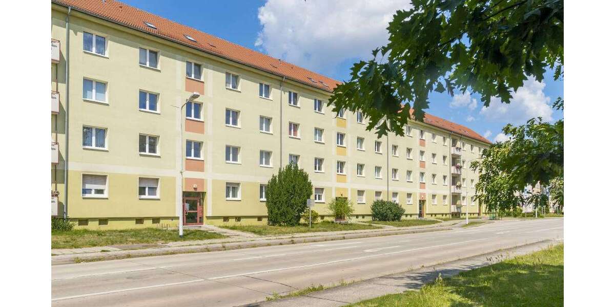Etagenwohnung Hoyerswerda Neustadt - 2 Zimmer, 54 m&sup2;, 314&euro; | Angebot:26516519