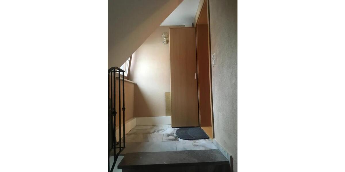 Schöne, 2-Zimmer-DG-Wohnung zur Miete in Leipheim-Kaltmiete 750,- 2 zimmer