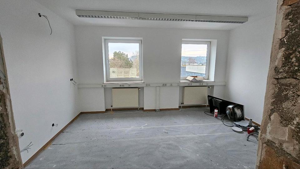 Dachgeschoßwohnung Siegen - 2 Zimmer, 31 m&sup2;, 580&euro; | Angebot:24919453